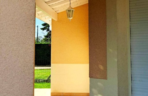 Saint-Philippe-du-Seignal House | Homerez - House for 4 pers. with garden in Saint-Philippe-du-Seignal