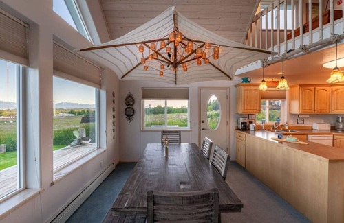 Kachemak House | Homer Oasis Bay Overlook