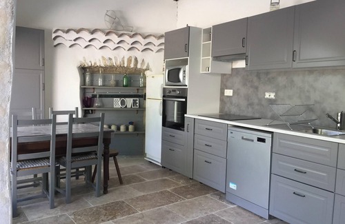 Saint-Andre-de-Cruzieres House | Homerez - House in Saint-André