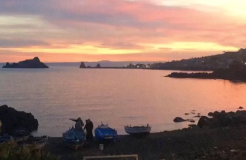 Capo Mulini House | Homerez - 10 m away from the beach! House for 4 ppl. with balcony at Capo Mulini