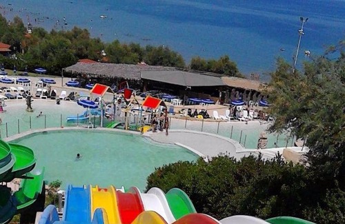 Crotone House | Homerez - 10 m away from the beach! House for 4 ppl. with swimming-pool