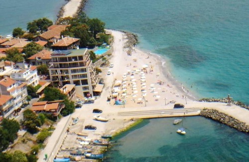 Old Town Apartment | Homerez - 100 m away from the beach! Studio for 2 ppl. with terrace at Pomorie