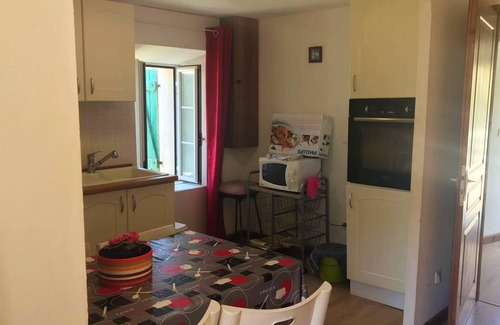 Morsiglia House | Homerez - 20 m away from the beach! House for 4 ppl. with sea view at Centuri