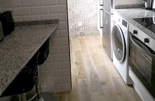 Mogro Apartment | Homerez - 200 m away from the beach! Appartement for 3 ppl. with jacuzzi