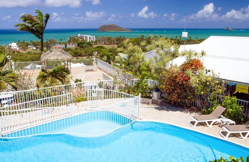 Bas Vent Apartment | Homerez - 300 m away from the beach! Appartement for 6 ppl. with shared pool
