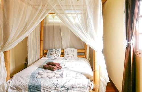 Riviere-Pilote Apartment | Homerez - Apartement for 6 ppl. with shared pool and terrace at Rivière-Pilote