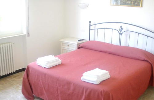 Villanova d'Albenga Apartment | Homerez - Appartement 7 km away from the beach for 6 ppl. at Villanova d'Albenga