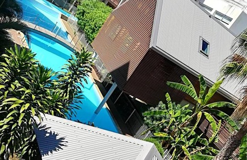 Centre-Ville Apartment | Homerez - Appartement 600 m away from the beach for 6 ppl. with shared pool