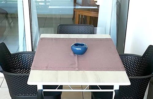 Centre-Ville Apartment | Homerez - Appartement 600 m away from the beach for 6 ppl. with shared pool