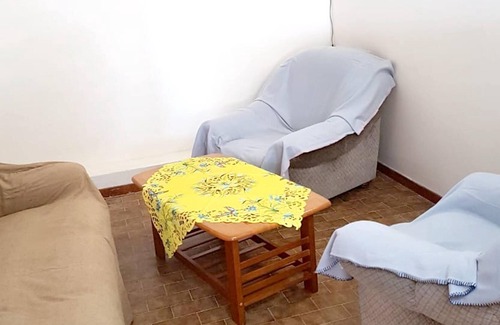 Ducos Apartment | Homerez - Appartement 15 km away from the beach for 5 ppl. with garden at Ducos