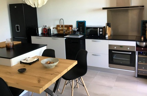 Ville-di-Pietrabugno Apartment | Homerez - Appartement 2 km away from the beach for 4 ppl. with terrace at Bastia