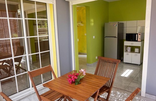 Cafeiere Apartment | Homerez - Appartement for 2 ppl. with shared pool, jacuzzi and spa at Deshaies