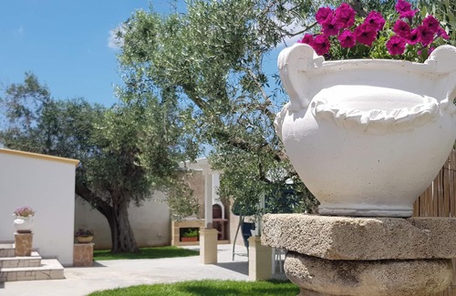 Parabita Apartment | Homerez - Apt. in Parabita with garden