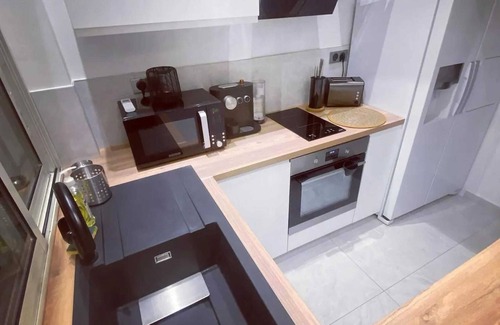 La Couronne Apartment | Homerez - Apt Martigues sea view