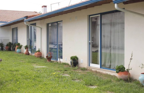 Burinhosa Apartment | Homerez - Apt. Pataias, garden and pool