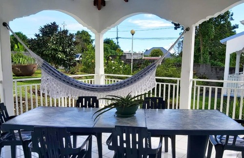 Capesterre-Belle-Eau House | Homerez - Beautiful bungalow for 4 ppl. with shared pool at Capesterre-Belle-Eau