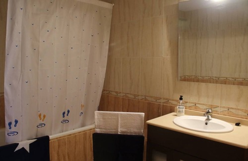 Capafonts Apartment | Homerez - Beautiful appartement for 4 ppl. with terrace at Capafonts