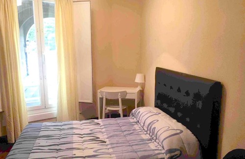 La Coruna Apartment | Homerez - Beautiful appartement 1 km away from the beach for 5 ppl. at A Coruña