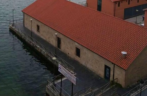 Muros Apartment | Homerez - Beautiful appartement 400 m away from the beach for 5 ppl. at A Coruña