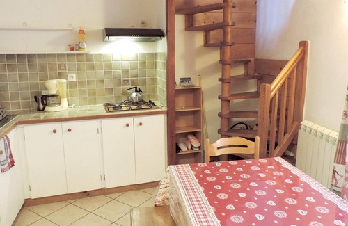 Embrun Apartment | Homerez - Beautiful appartement 2 km away from the beach for 6 ppl. at Embrun