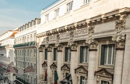 Chiado Apartment | Homerez - Beautiful appartement 10 km away from the beach for 4 ppl. at Lisboa