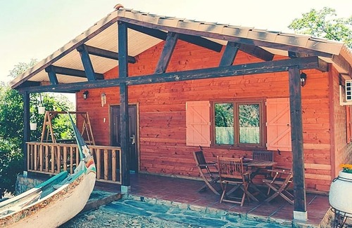 Canamero House | Homerez - Beautiful house for 6 ppl. with shared pool and terrace at Cañamero