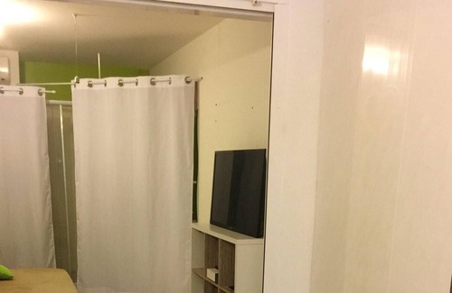 Petite-ÃŽle House | Homerez - Beautiful house 6 km away from the beach for 5 ppl. with swimming-pool