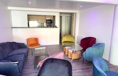 Branges House | Homerez - Big house for 23 ppl. with garden and terrace at Arcy-Sainte-Restitue