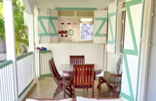 L'Houezel Apartment | Homerez - Big appartement 1 km away from the beach for 10 ppl. with shared pool