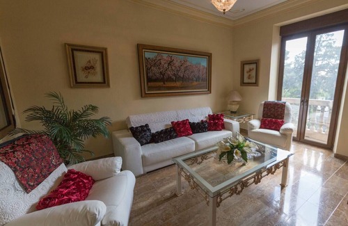 Monovar Apartment | Homerez - Big appartement for 10 ppl. at Monòver