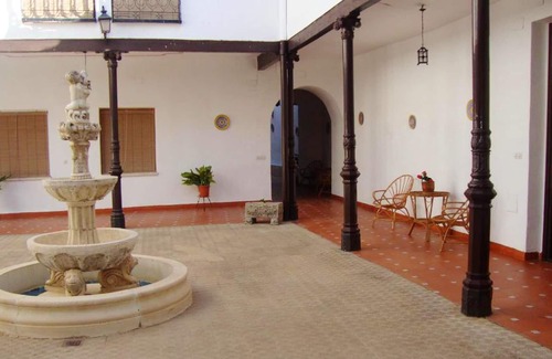 Almagro House | Homerez - Big house for 12 ppl. with terrace at Almagro