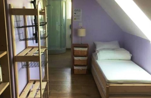 (le) Mesnil Hue House | Homerez - Big house for 14 ppl. with garden at Lolif