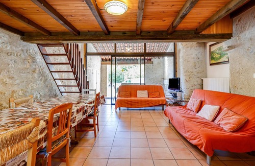 Saint-Pierre-des-Champs House | Homerez - Big house for 9 ppl. with shared pool and terrace at Lagrasse