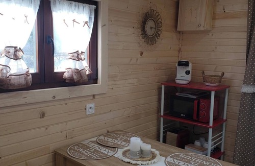 Laragne-Monteglin House | Homerez - Bungalow in Laragne-Montéglin