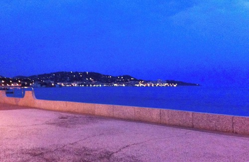 Puget-sur-Argens House | Homerez - Bungalow in Puget-sur-Argens