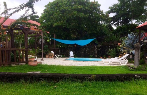 Trois-Rivieres House | Homerez - Bungalow 6 km away from the beach for 3 ppl. with shared pool