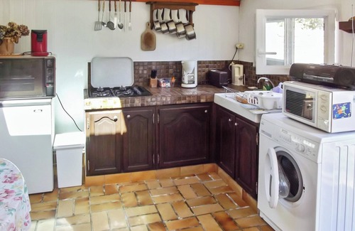 Tredrez-Locquemeau House | Homerez - Charming House in Trédrez-Locquémeau + Garden