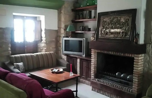 Ubeda House | Homerez - Charming 120 m² house in Úbeda with pool