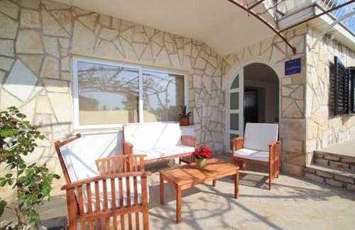 Novigrad Apartment | Homerez - Charming Apartment in Novigrad