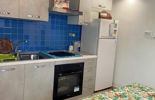 Marina Di Camerota House | Homerez - Comfortable Bungalow in Marina di Camerota, 37 m²