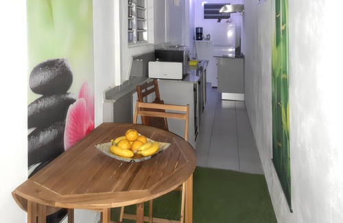 Sainte-Rose Apartment | Homerez - Comfort Flat Sainte-Rose