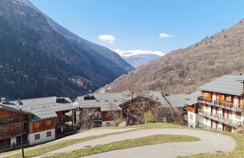 Orelle Apartment | Homerez - Cosy Apartment in Orelle with Jacuzzi