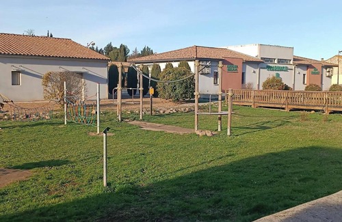 Capendu House | Homerez - Cosy House in Capendu with Fireplace and Garden