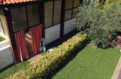 Nicolosi Apartment | Homerez - Cozy Apmt Nicolosi 52m² garden