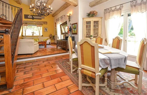 Orgon Villa | Homerez - Elegant Villa near Orgon with Private Pool