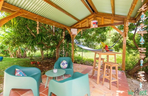 Le Marin Apartment | Homerez - Flat Le Marin, private garden.