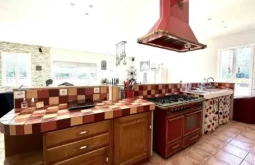 Saint-Laurent-de-Neste Villa | Homerez - Villa in Saint-Laurent-de-Neste