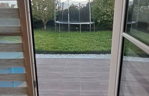 La Chapelle-en-Serval House | Homerez - House in La Chapelle-en-Serval