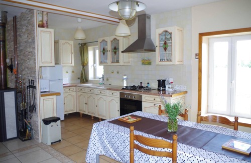 Pierrefitte-sur-Loire House | Homerez - House in Pierrefitte-sur-Loire