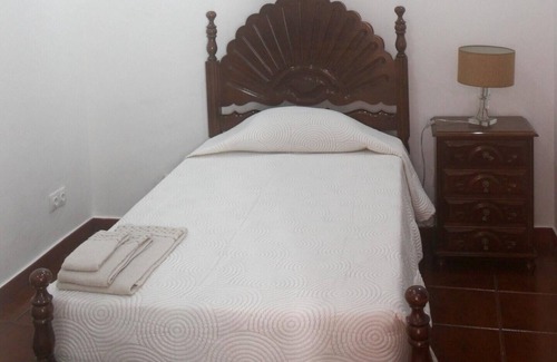 Angra do Heroismo House | Homerez - House 1 km away from the beach for 4 ppl. at São Mateus da Calheta